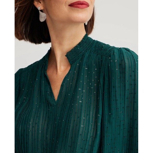 Chico’s Women’s 12 Emerald Green Shimmery Dot Chiffon V-Neck Blouse Long Sleeve - Picture 3 of 10